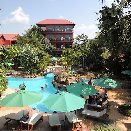 Elephant Blanc Phnom Penh Dış mekan fotoğraf