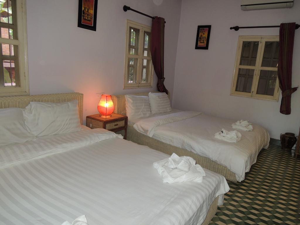 Elephant Blanc Phnom Penh Dış mekan fotoğraf